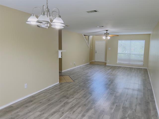 Building Photo - 1210 Antoinette Dr