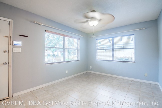 Building Photo - 4 br, 2 bath House - 1501 W La Salle St