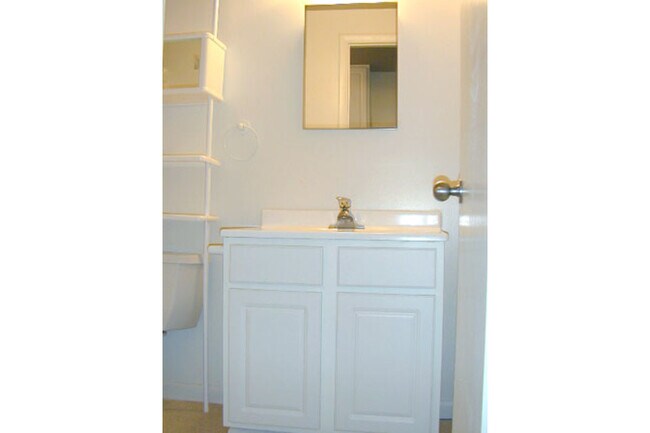 Foto del edificio - 1025 James St