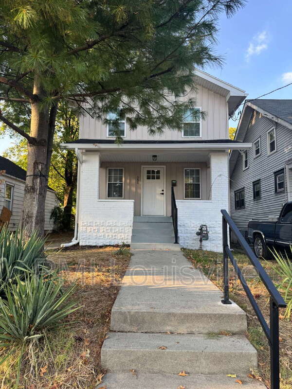 Primary Photo - 551 Denmark St