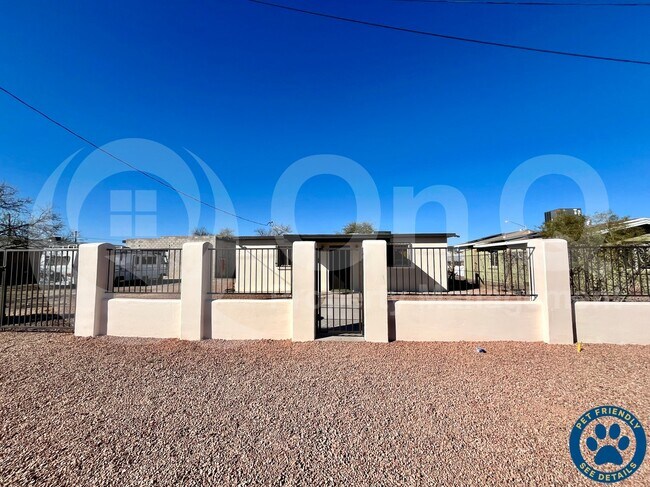 Foto del edificio - 1416 S Highland Ave