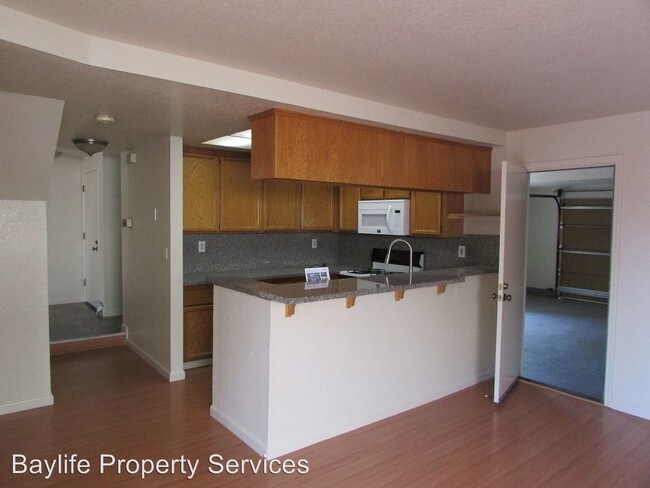 Building Photo - 24796 Eden Ave