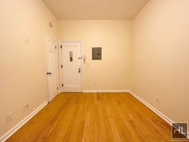 Foto del edificio - NO FEE Studio on Upper West Side! Won't St...