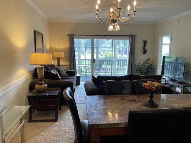 Foto del edificio - 4679 Wild Iris Dr