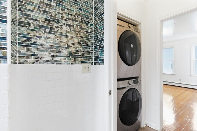 Foto del edificio - 68 Connecticut Ave