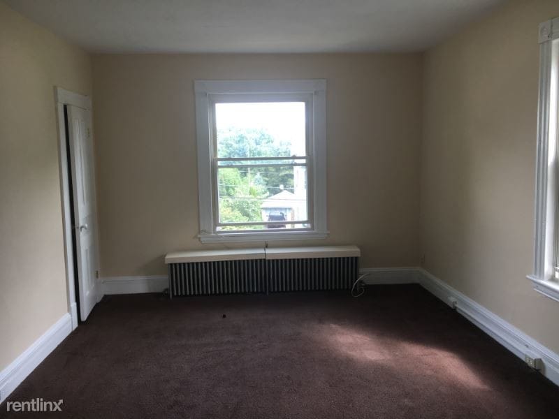 28 Olive St, Naugatuck, CT 06770 Apartment for Rent in Naugatuck, CT