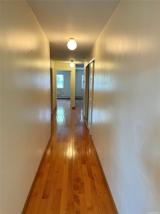 Foto del edificio - 82-47 Country Pointe Cir