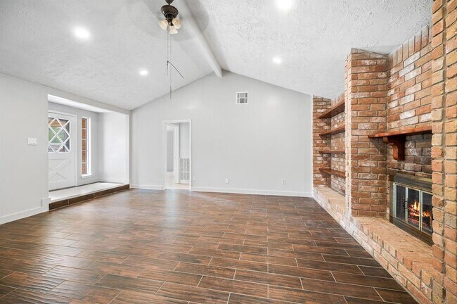 Foto del edificio - 22826 Merrymount Dr