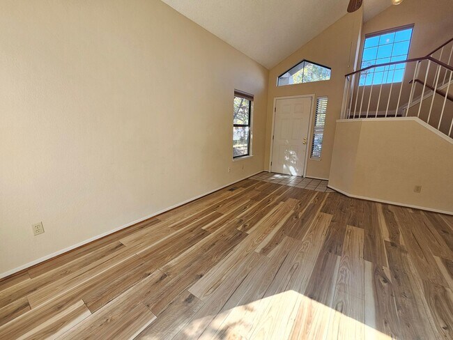 Foto del edificio - Ultra Quiet Neighborhood - Northwest Reno
