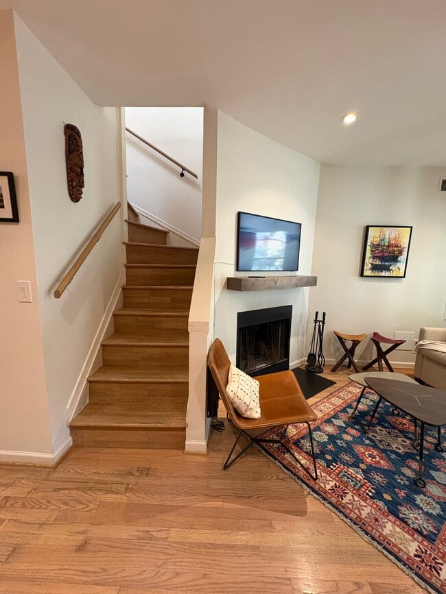 Access to Bedrooms - 1674 Kalorama Rd NW