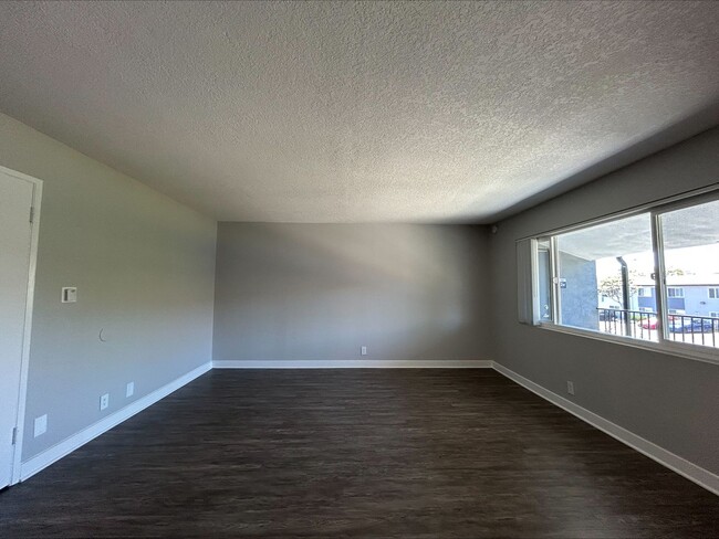 Interior Photo - The Circle Apartments at Long Beach