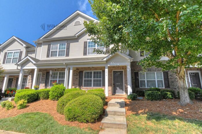 Foto principal - Nice 2br/2bth Townhome in Matthews