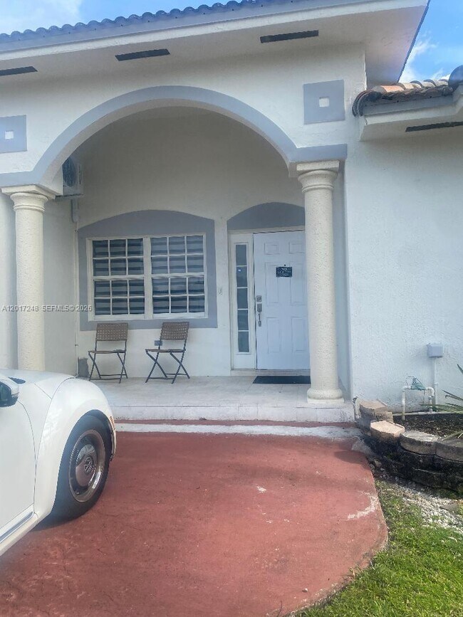 Foto del edificio - 14640 SW 180th St