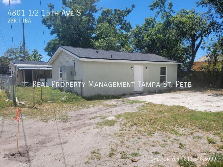 Foto principal - 4801 15th Ave S