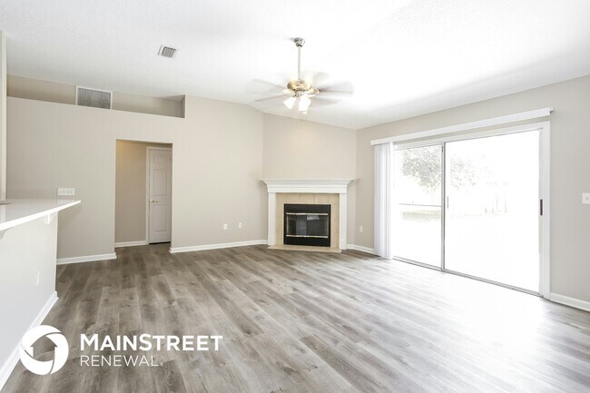 Foto del edificio - 845 Corsica Ln