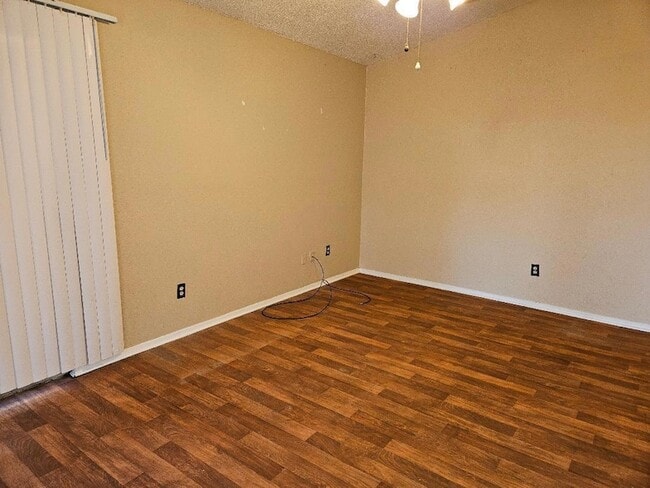 Foto del edificio - 805 Lexington Rd