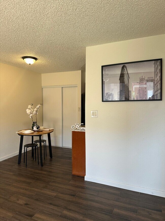 Foto del edificio - 4444 N 7th Ave
