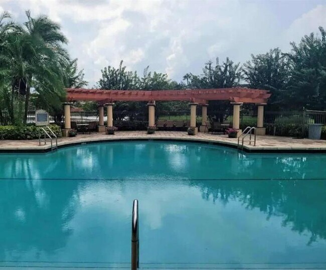 Foto del edificio - 4197 N Haverhill Rd