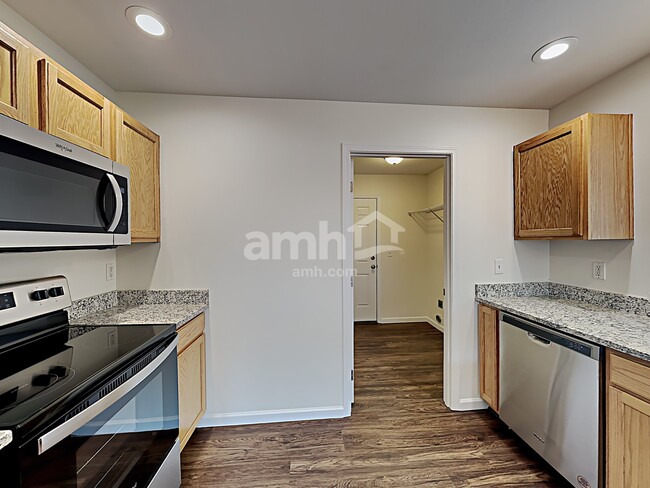 Foto del edificio - 2218 179th St Ct E