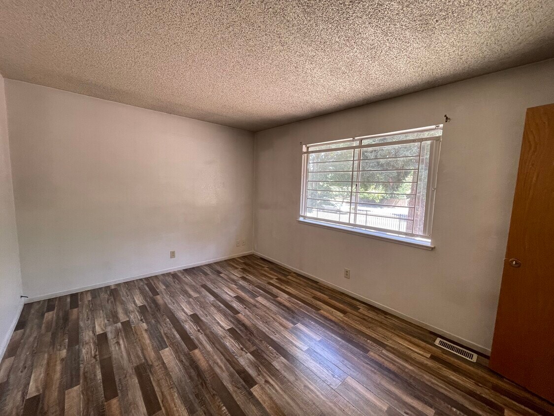7328 Franklin Blvd Unit 2, Sacramento, CA 95823 Condo for Rent in