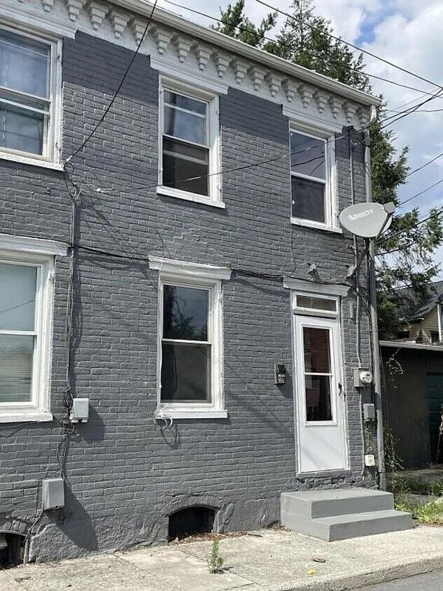 Foto principal - Dickinson Students - 3 Bedroom Available!