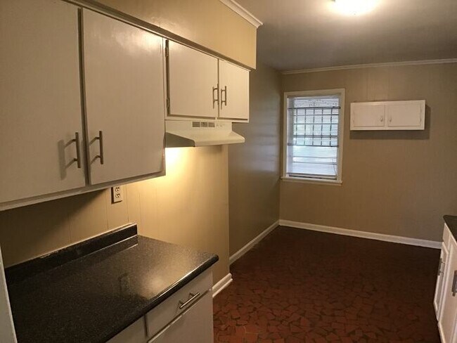 Building Photo - 4584 Marigold Ln