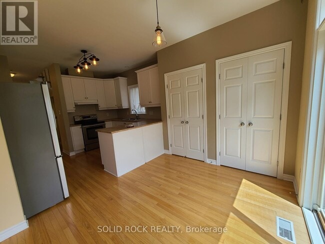 Building Photo - 138 Hillman Marsh Way