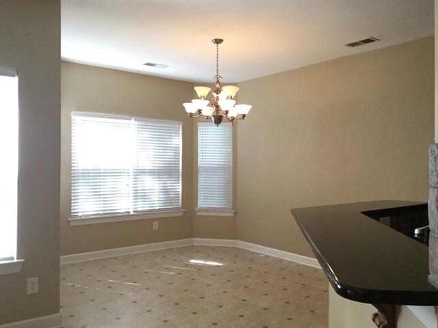 Building Photo - 464 Clearwater Dr NW