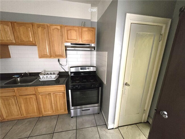 Building Photo - 51 Rockaway Pkwy