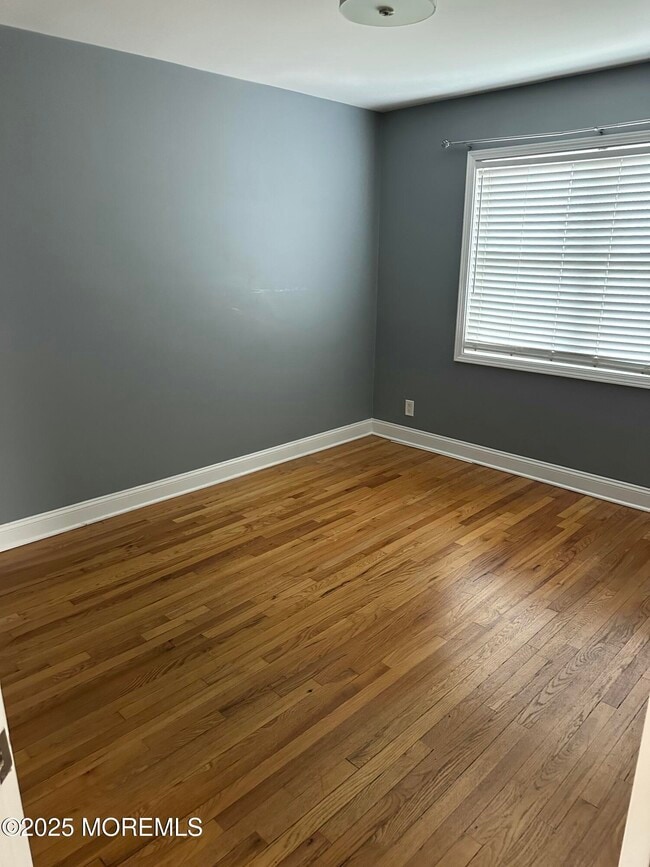 Foto del edificio - 31 Cedar Ave