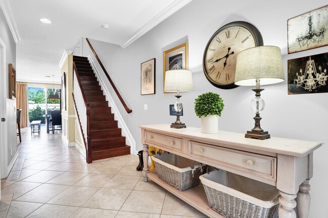 Foto del edificio - 468 Marbella Dr