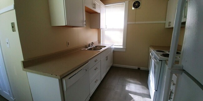 Foto del edificio - Very Nice 2 Bedroom 1 Bath House in Madiso...