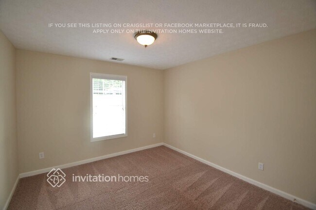 Foto del edificio - 1564 Snow Hill Dr
