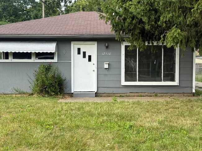 Building Photo - 12510 Summerland Ave