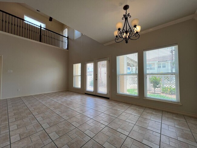 Foto del edificio - 14813 Leeward Dr