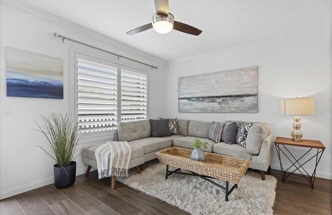 Building Photo - Beautifully Remodeled 1BD/1BA Condo – Pet ...
