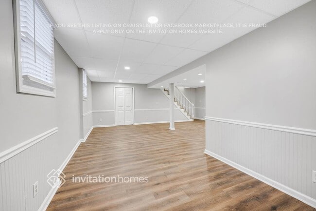 Building Photo - 3291 Niagara Dr