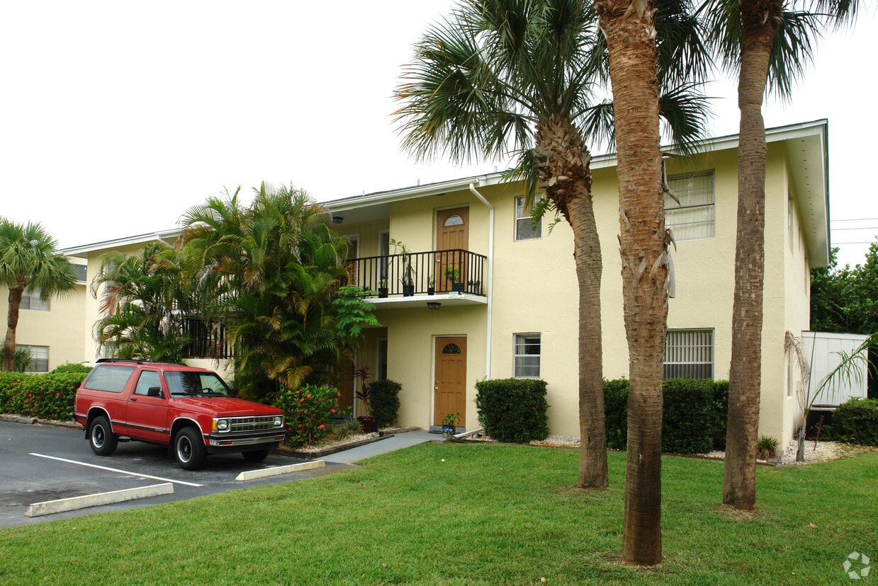 Spruce Ridge Apartments Apartments in Stuart, FL