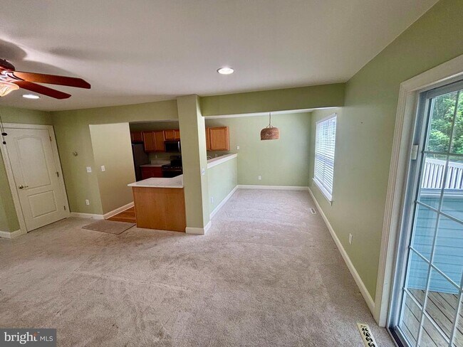 Foto del edificio - 17326 King Philip Way