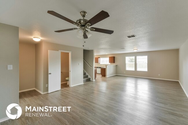 Building Photo - 338 Spruce Breeze