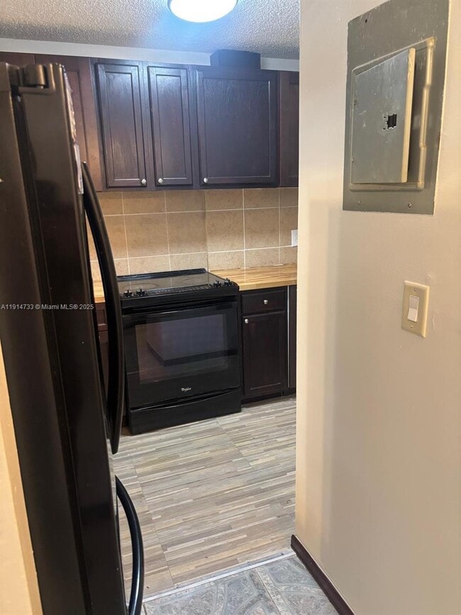 Foto del edificio - 2514 Taylor St