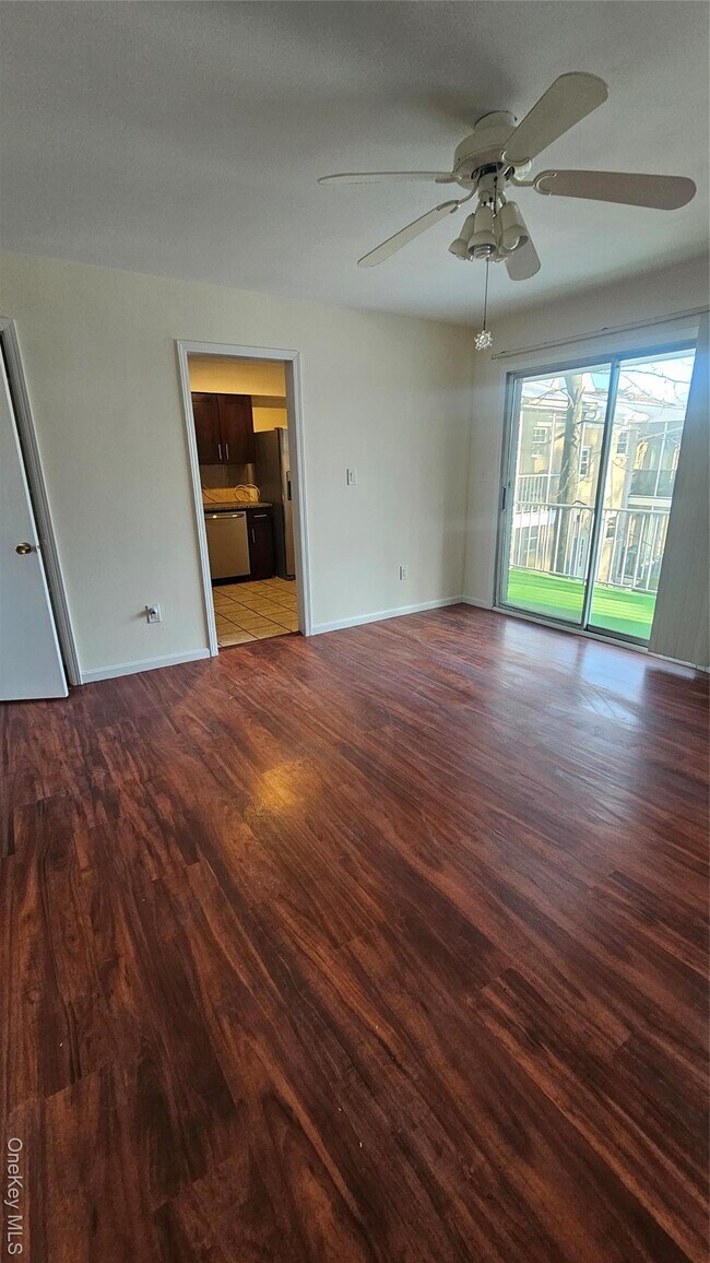 Foto del edificio - 66 Bon Aire Cir