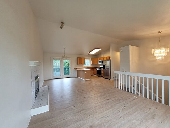 Building Photo - 1601 Waterwood Cir