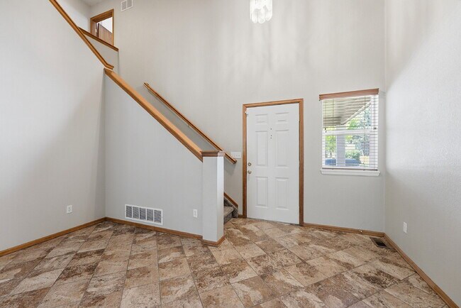 Foto del edificio - $3,025.95 - 3 Bed, 2.5 Bath Parker Home with In Unit Laundry and Central AC!