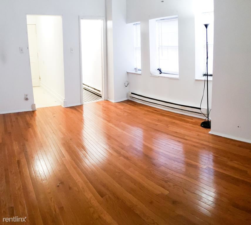 Primary Photo - 2015 Walnut St