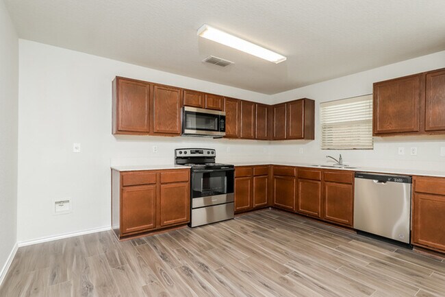 Building Photo - 8802 Scarlett Pl