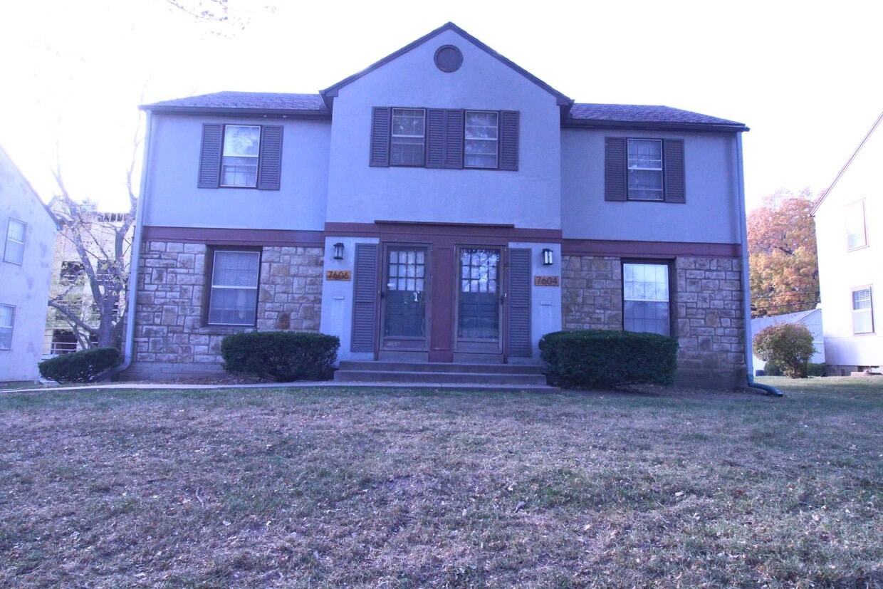 Foto principal - November FREE On This 2 Bedroom 2 Bath