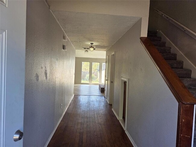 Photo - 317 Abilene Ave Townhome