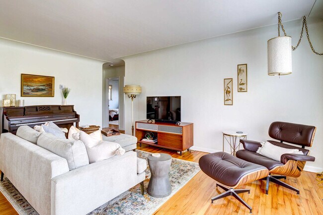 Foto del edificio - 3233 Ivy St