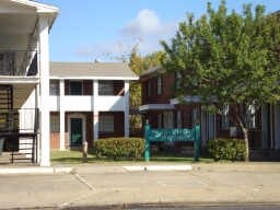 Primary Photo - Courtyard Apartments